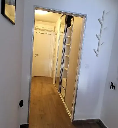 Apartman Lenci *